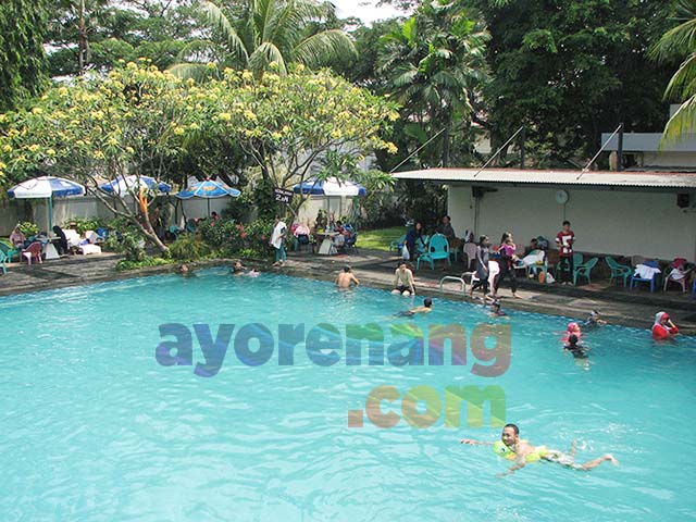 Kolam Renang Villa Meruya Jakarta Barat Ayo Renang