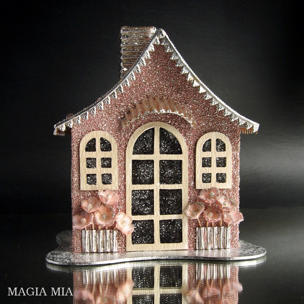 Magia Mia Pretty in Pink Champagne Glitter Putz House