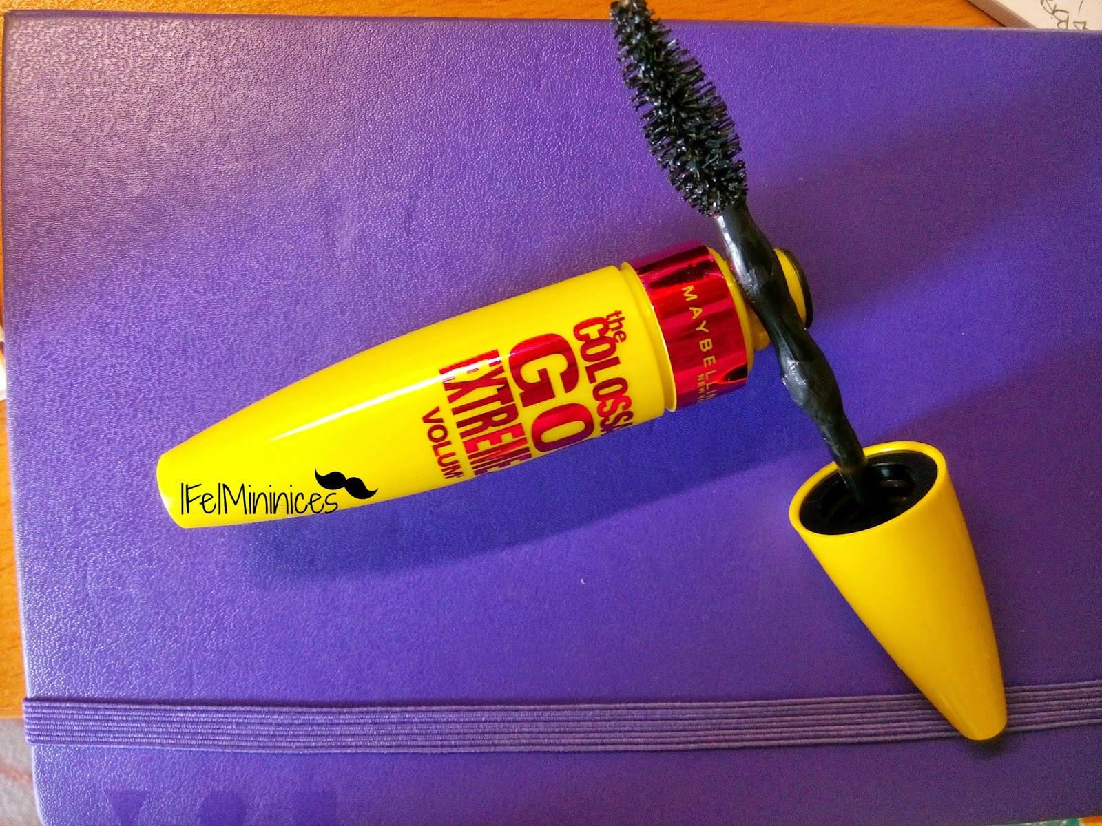 |Fe|Mininices: Review #67 - The Colossal Go Extreme! - Maybelline |Fe|Mininices: Review #67 - The Colossal Go Extreme! - Maybelline