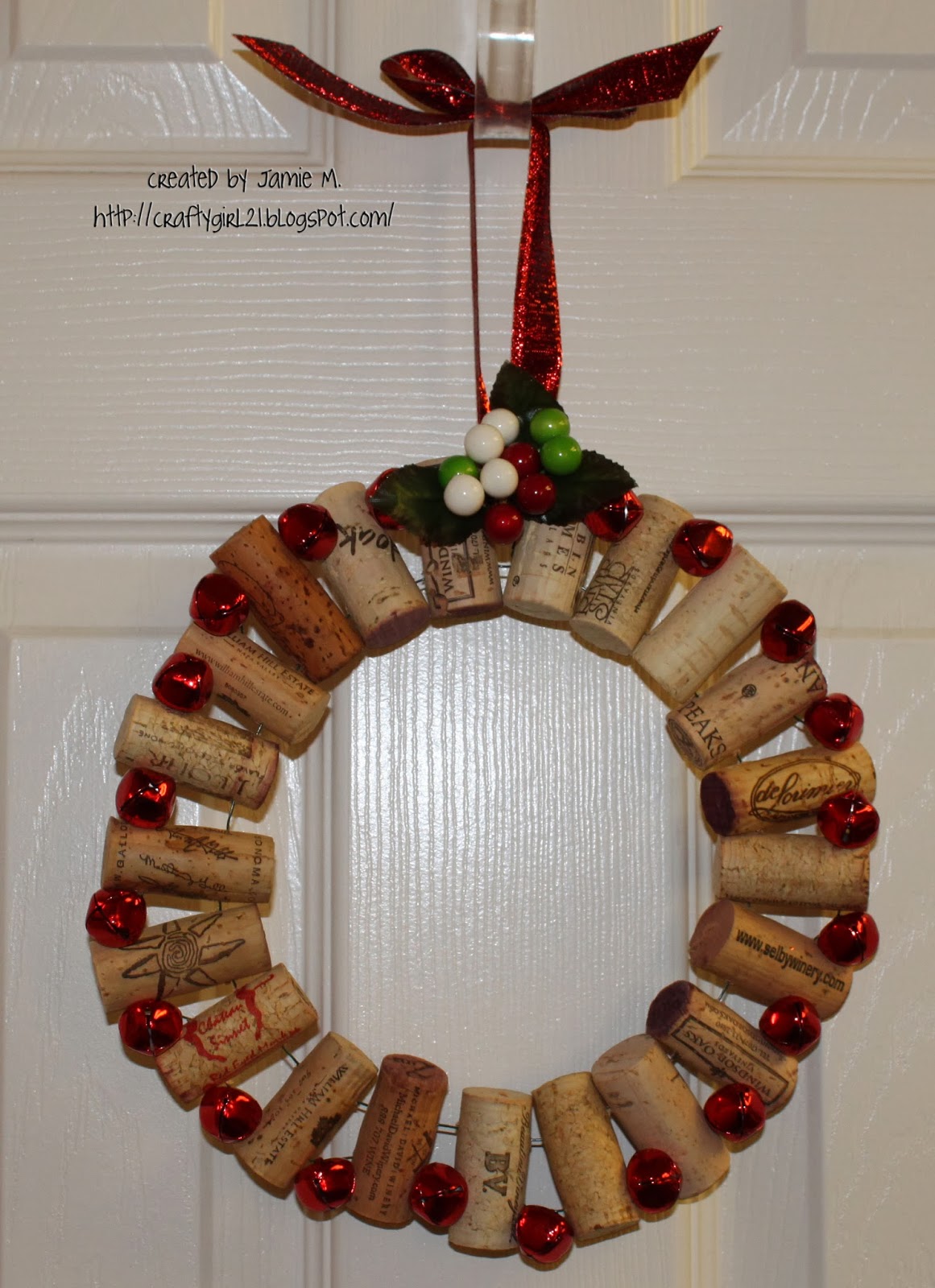 Crafty Girl 21! Wine Cork Wreaths