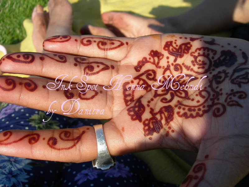 AMINA DESIGNS MEHANDI HENNA Henna Mehndi Tattoo's Seattle Danitra Hunter