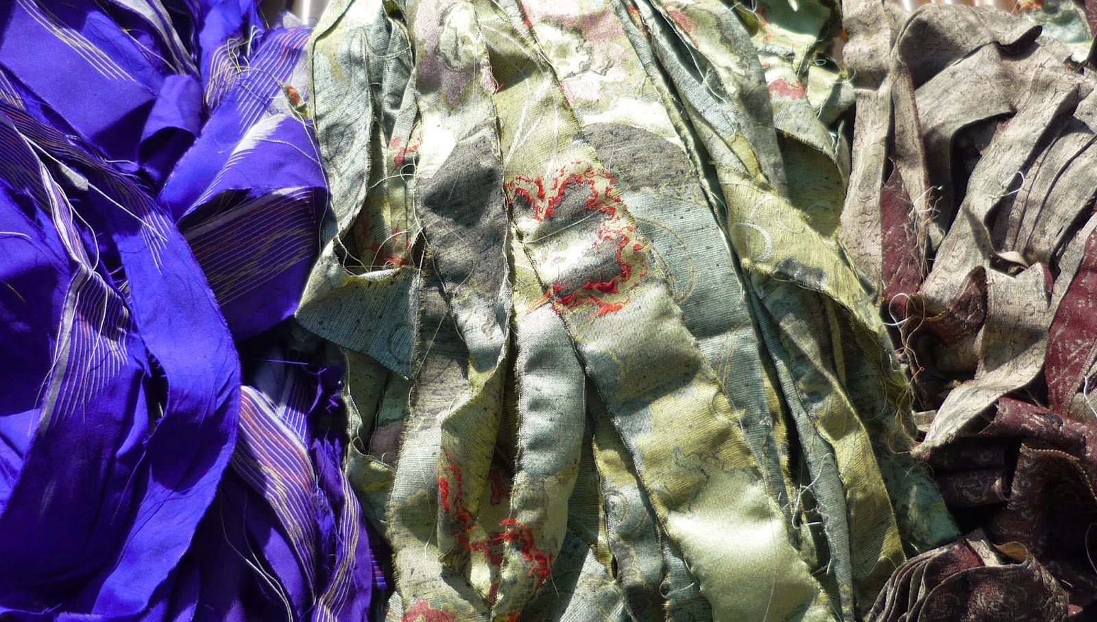 Rags to Rugs Recycling Clothes into Carpets Rug Twining Intro