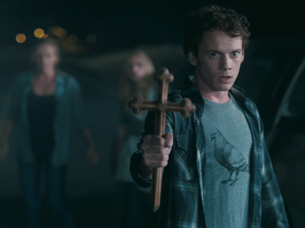 Yelchin: Protagonismo sem sal