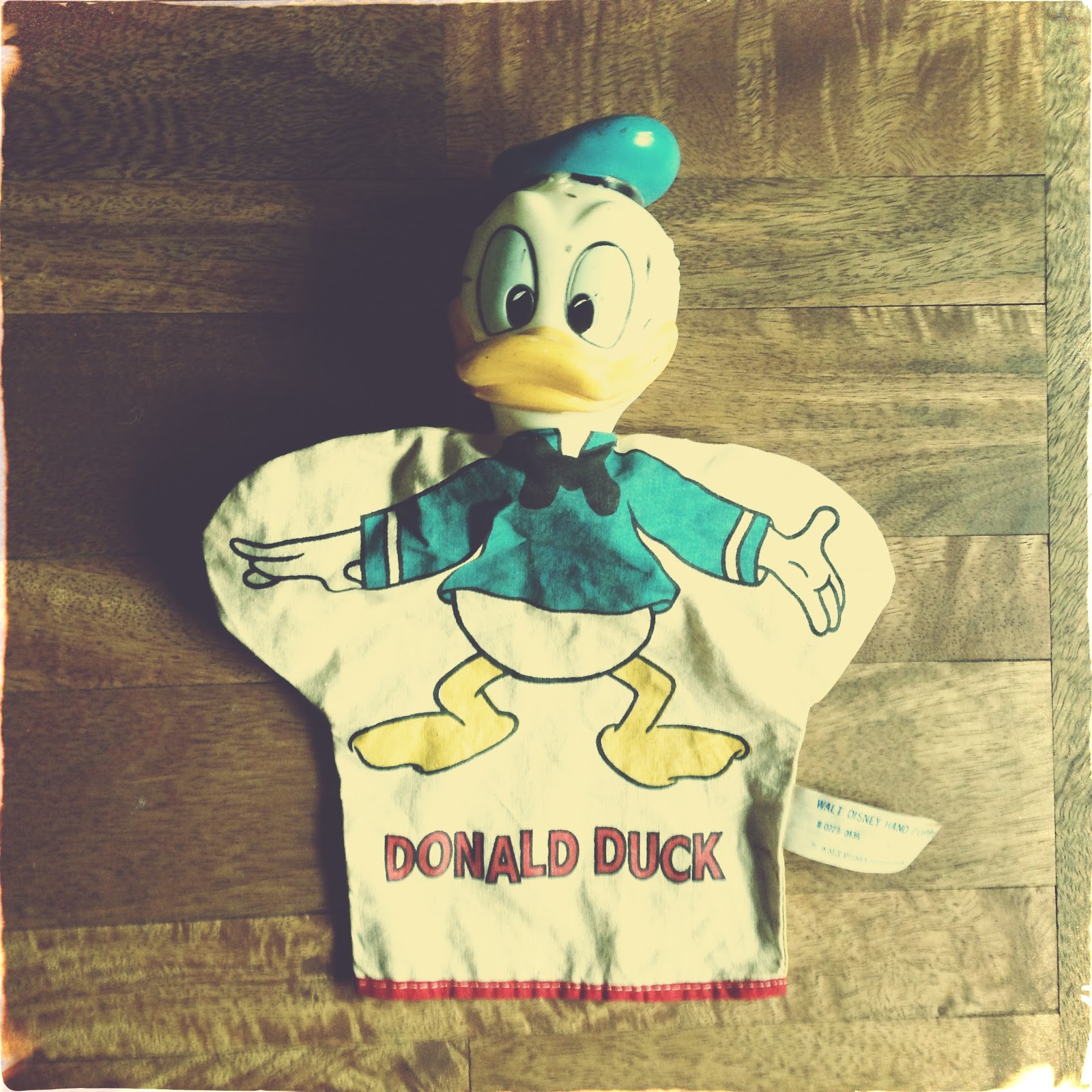 vintage donald duck hand puppet