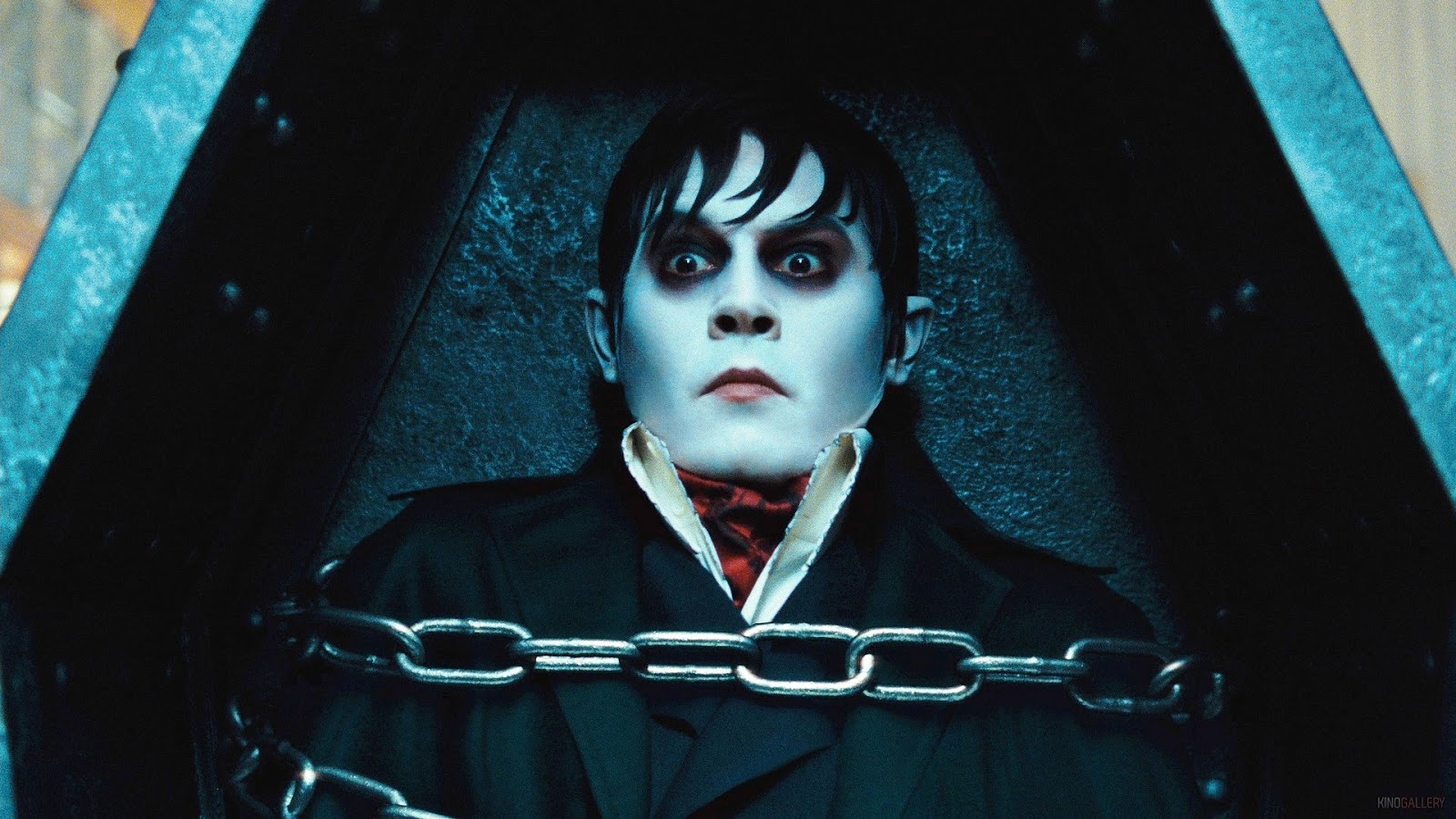 http://2.bp.blogspot.com/-uCmsFl_Yzk8/UFjwCtqah_I/AAAAAAAAF2Q/UCV1loW-vMo/s1600/johnny-depp-dark-shadows-movie-image-1.jpg