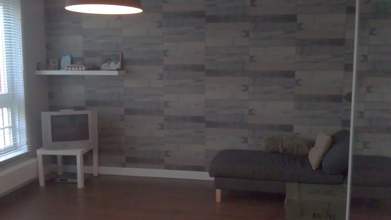Behang Slaapkamer Man : Bij een ruime kamer mag je best verschillende type wandbekleding Behang Slaapkamer Man : Bij een ruime kamer mag je best verschillende type wandbekleding