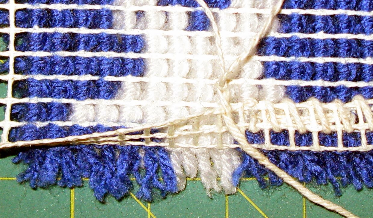 Crossed Stitches Latch Hook finish