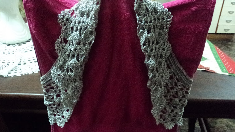 Colete de Crochet cinza em linha de seda
