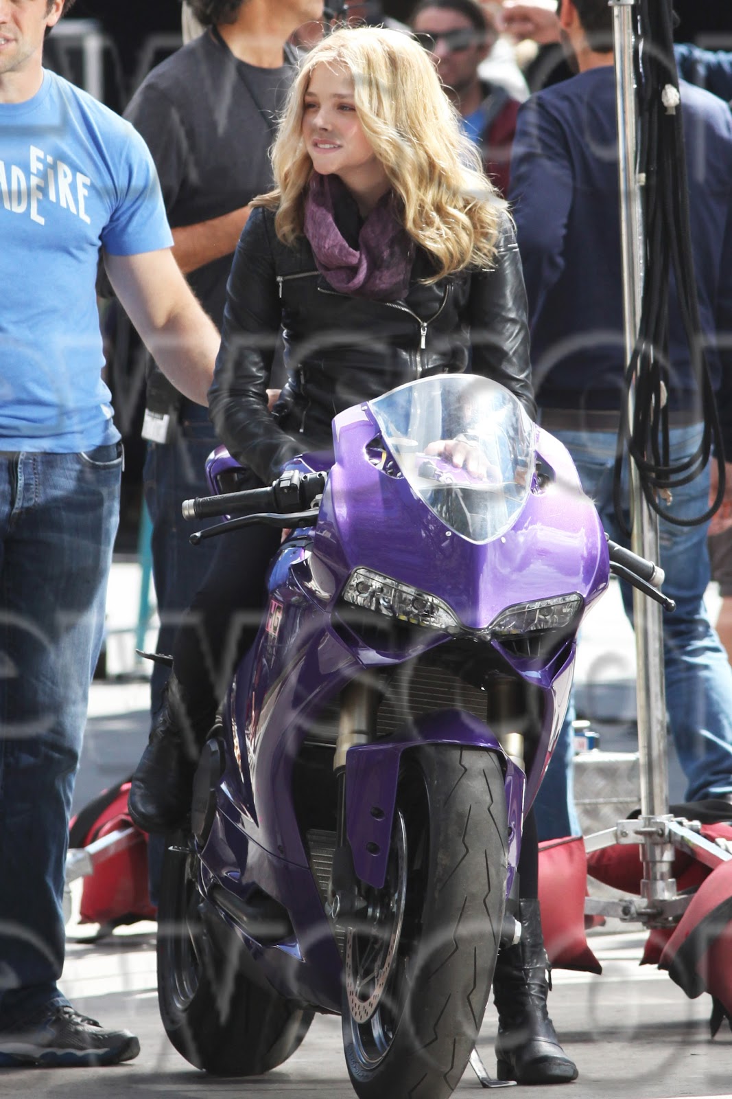 Fotos del Rodaje de Kick-ASS 2 - Hit Girl - Chloe Moretz Fotos del Rodaje de Kick-ASS 2 - Hit Girl - Chloe Moretz