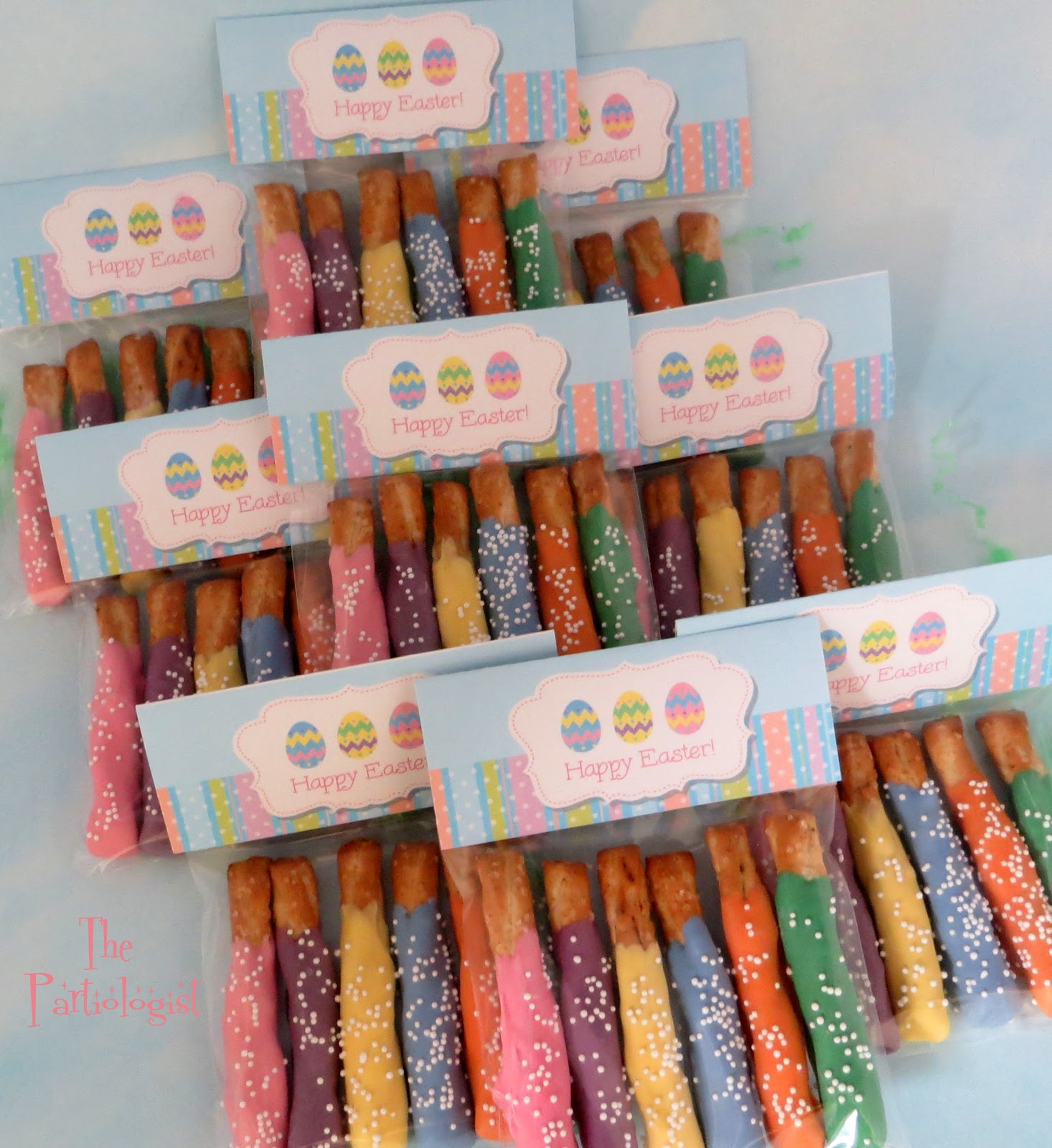The Partiologist Easter Dipped Pretzels!