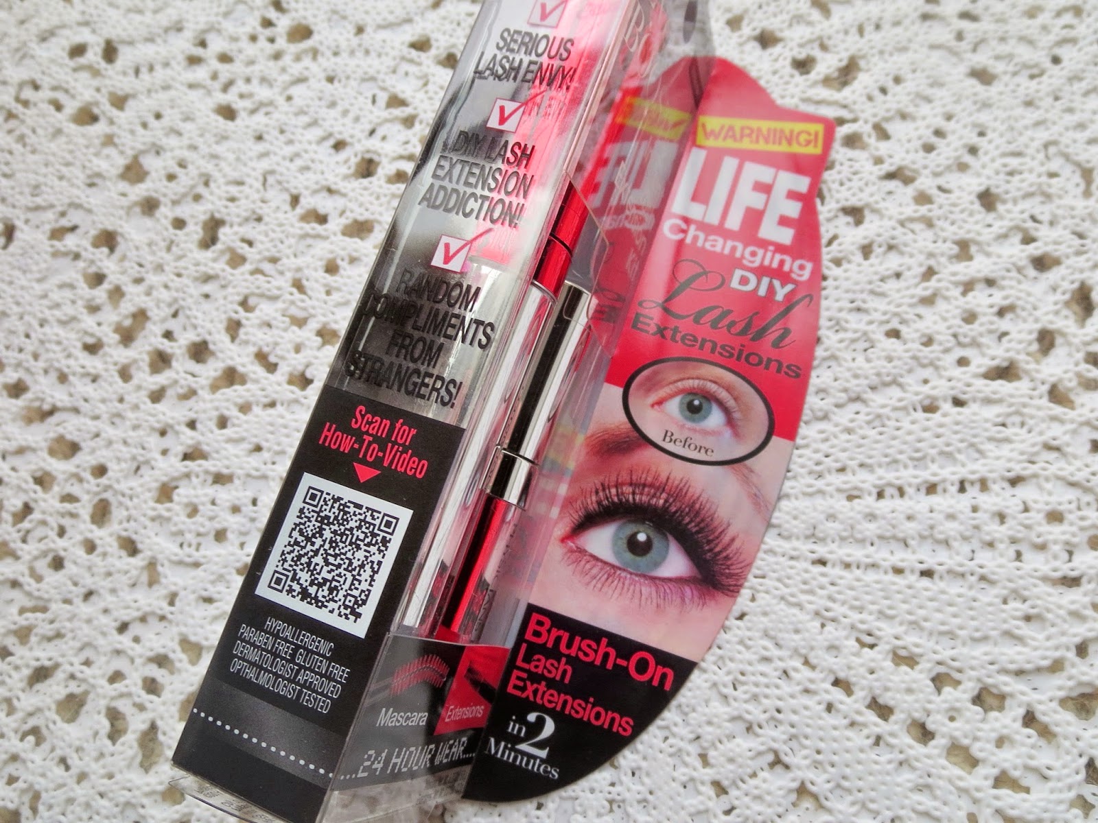 a picture of Physician's Formula Eye Booster Instant Lash Extension Kit