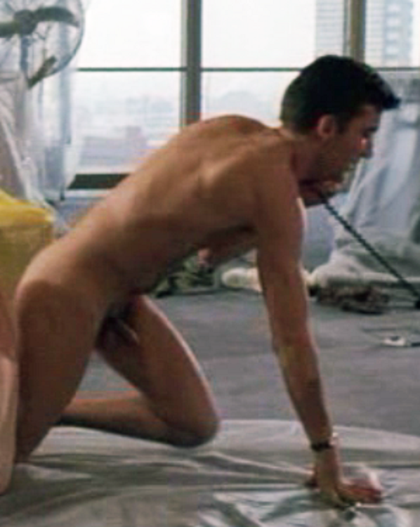 Clive Owen Caught Naked.