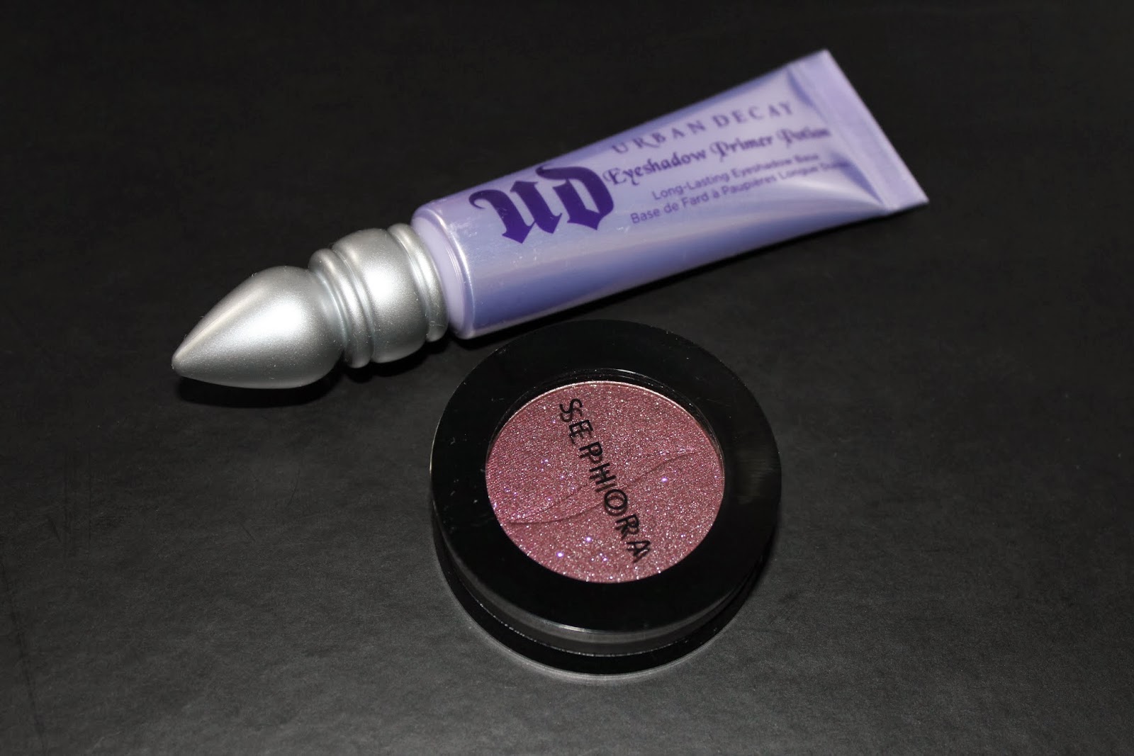 How To Use Eyeshadow Primers / Urban Decay Eyeshadow Primer Potion