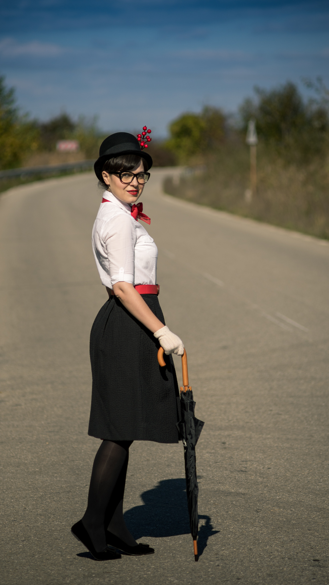 Easy DIY Halloween Costume Mary Poppins white shirt terranova black midi skirt H&M black flats H&M red vintage bag black umbrella tall hat cat eye glasses red belt photoshoot flying