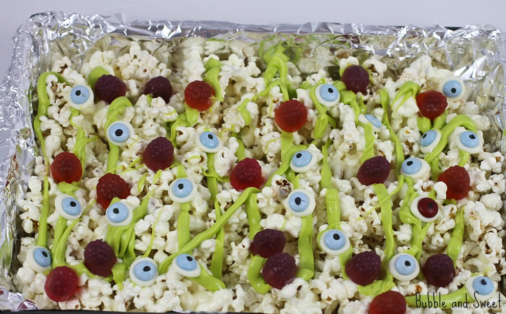 Bubble and Sweet Zombie Week Zombie brain munch popcorn