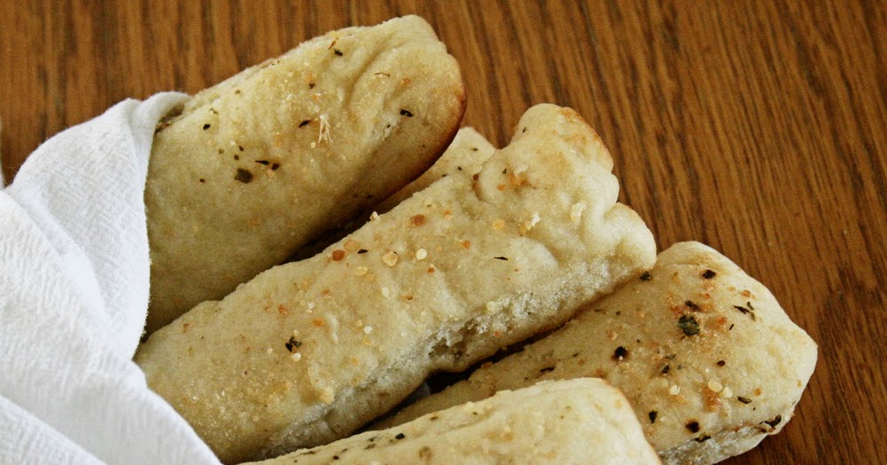 Scribbles & Dabbles Quick and Easy Breadstick Recipe