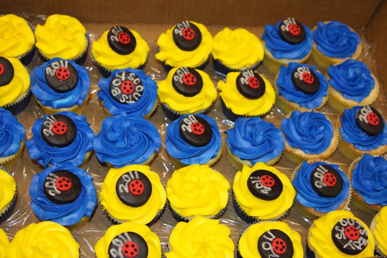 Ipsy Bipsy Bake Shop Pine Wood Derby Cake