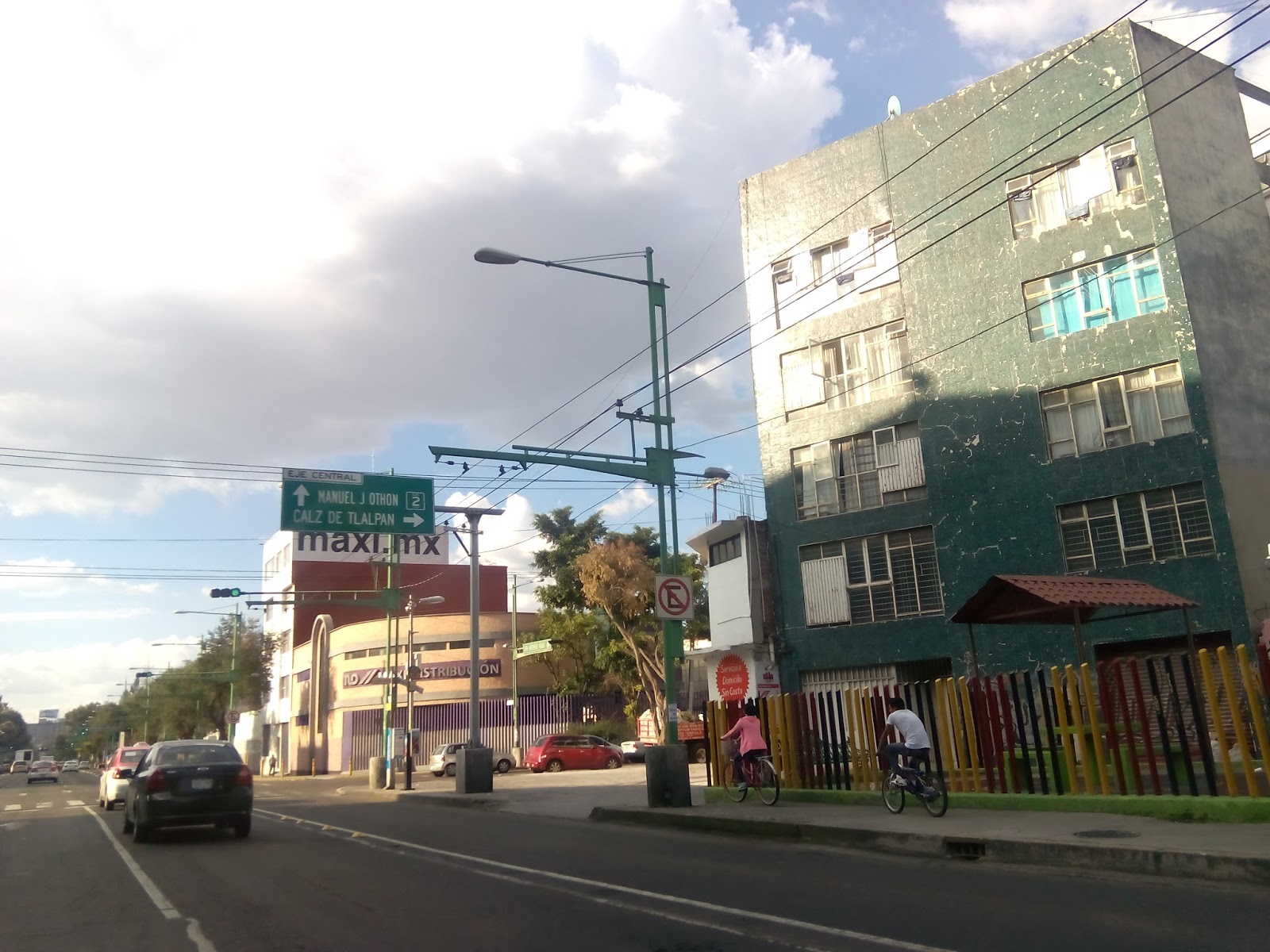 Tenoch, historias escondidas de la Ciudad de México Eje Central