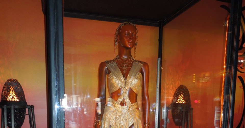 Hollywood Movie Costumes and Props John Carter's Dejah Thoris wedding