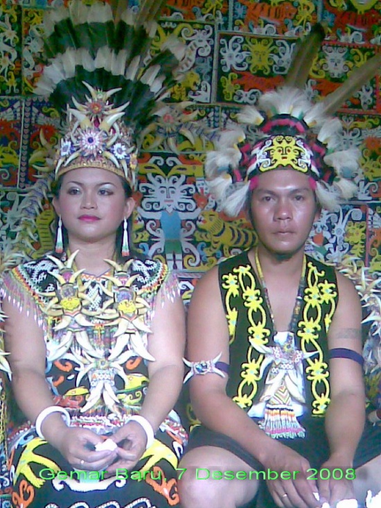 pakaian adat aceh