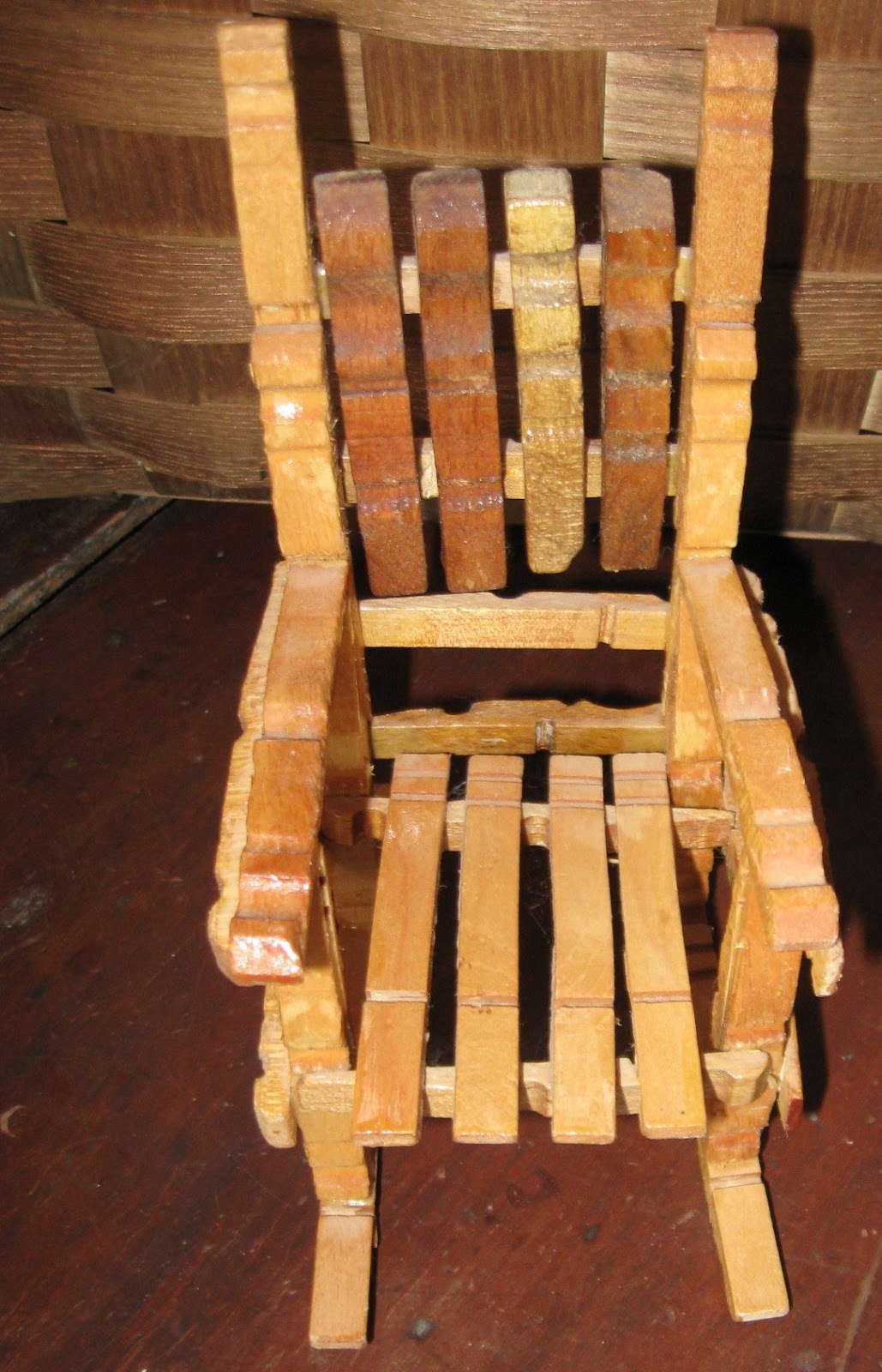 FOLKWAYS NOTEBOOK APPALACHIAN CLOTHESPIN ROCKER