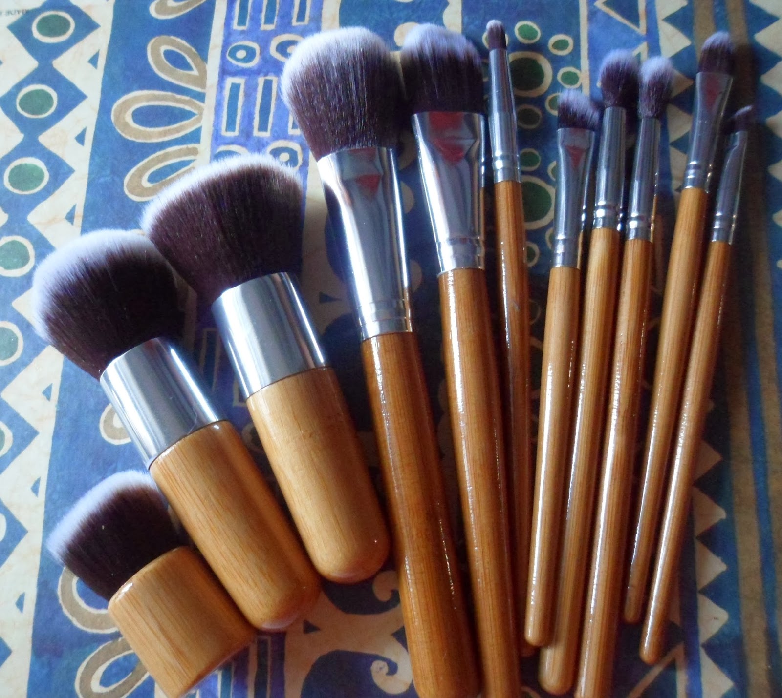 Pennelli low cost? Si, grazie! In collaborazione con Natural Chic