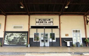 museum kereta api sawahlunto