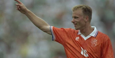 Dennis Bergkamp - Netherlands Legend (2)