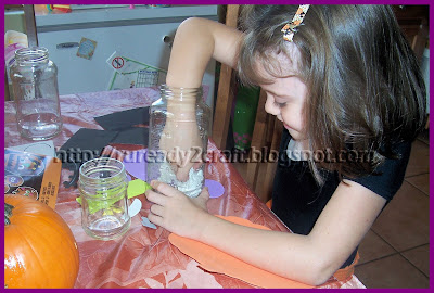 glass jar craft DIY pumpkins preparing glass jars for a craft