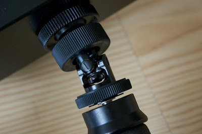 The main operator control ring and below the gimbal is a handy, pan-only, control ring