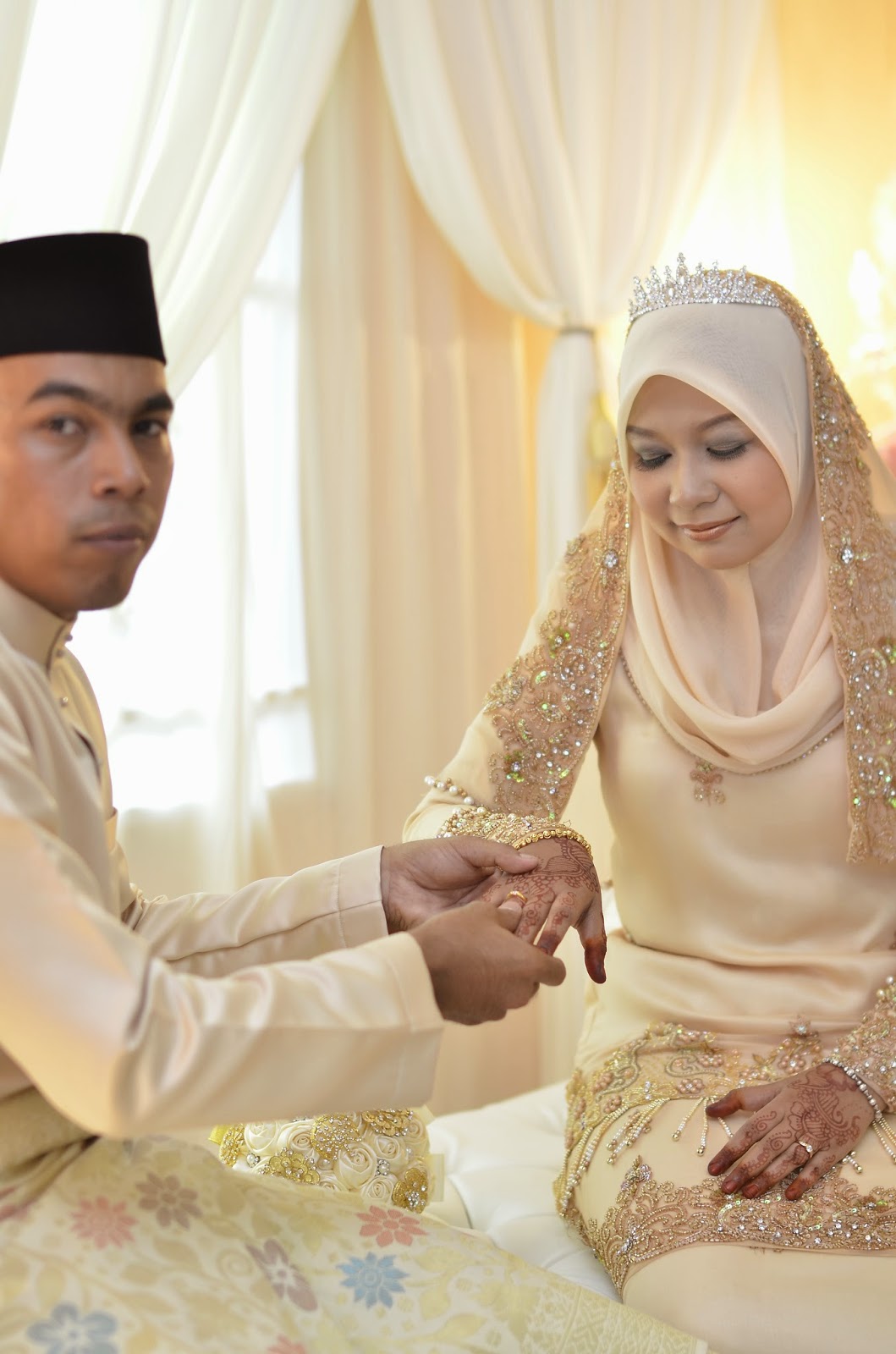 Wawa Syaida: BAJU KURUNG MODEN NIKAH UNTUK DISEWA - SOLEMNIZATION DRESS