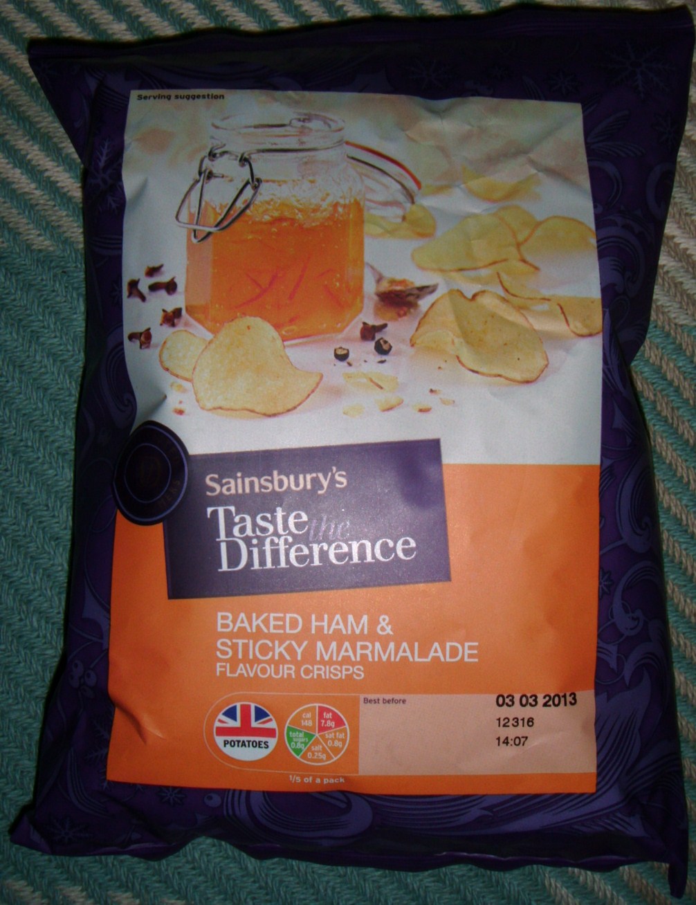 FOODSTUFF FINDS Baked Ham & Sticky Marmalade Flavour Crisps (Sainsbury