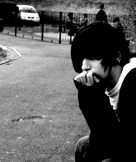 lonely_emo_10___by_skittleflavouredmind-d2z3up1.jpg