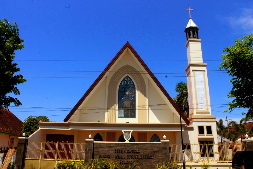 Fotografi Gereja Katolik di Indonesia: Gereja Katolik Maria Gunung