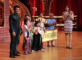  Bipasha Basu Promotes 'Aatma' on Zee TV's show 'India's Best Dramebaaz'