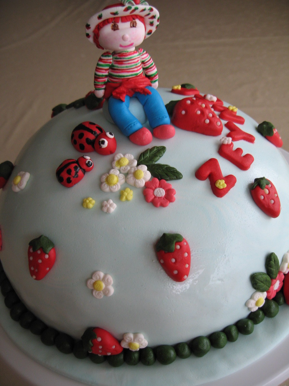 PartiPasta Çilek Kız Pastası