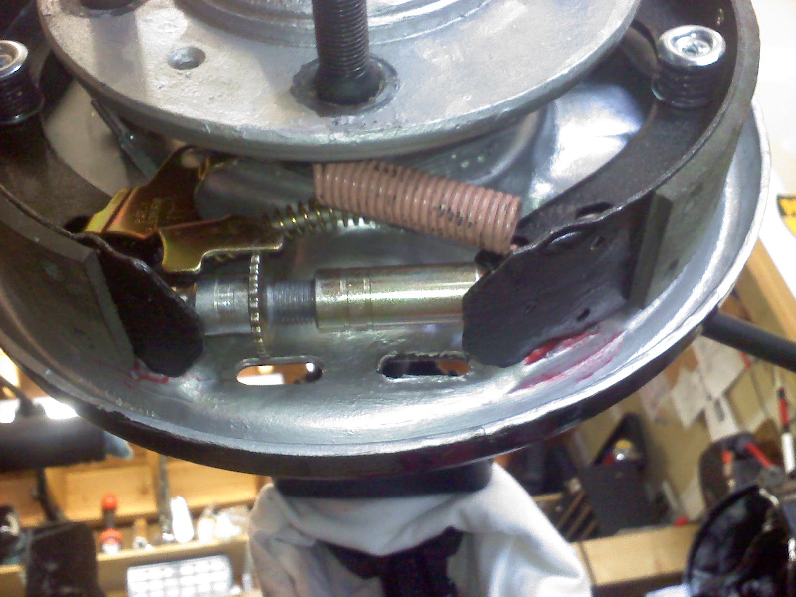 1983 CJ7 Rebuild Drum Brake Install on AMC 20 Rear Axle
