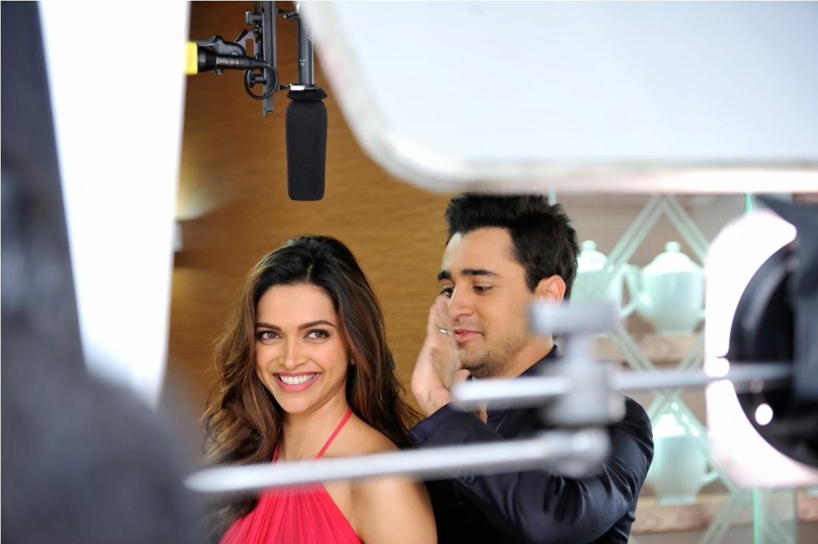 deepika padukone lux ad guru actress hot deepika padukone lux ad very hot pics deepika padukone lux ad guru actress hot deepika padukone lux ad very hot pics