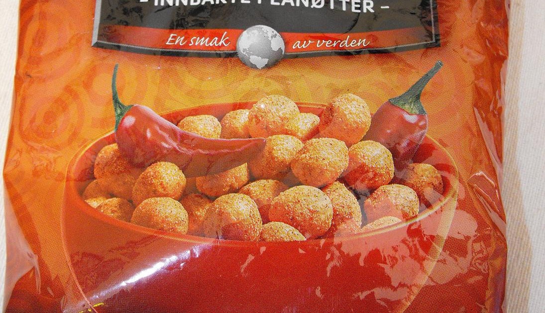 Hot Chicks Eatin' Spicy Chips Snack 212 Eldorado Chilinøtter