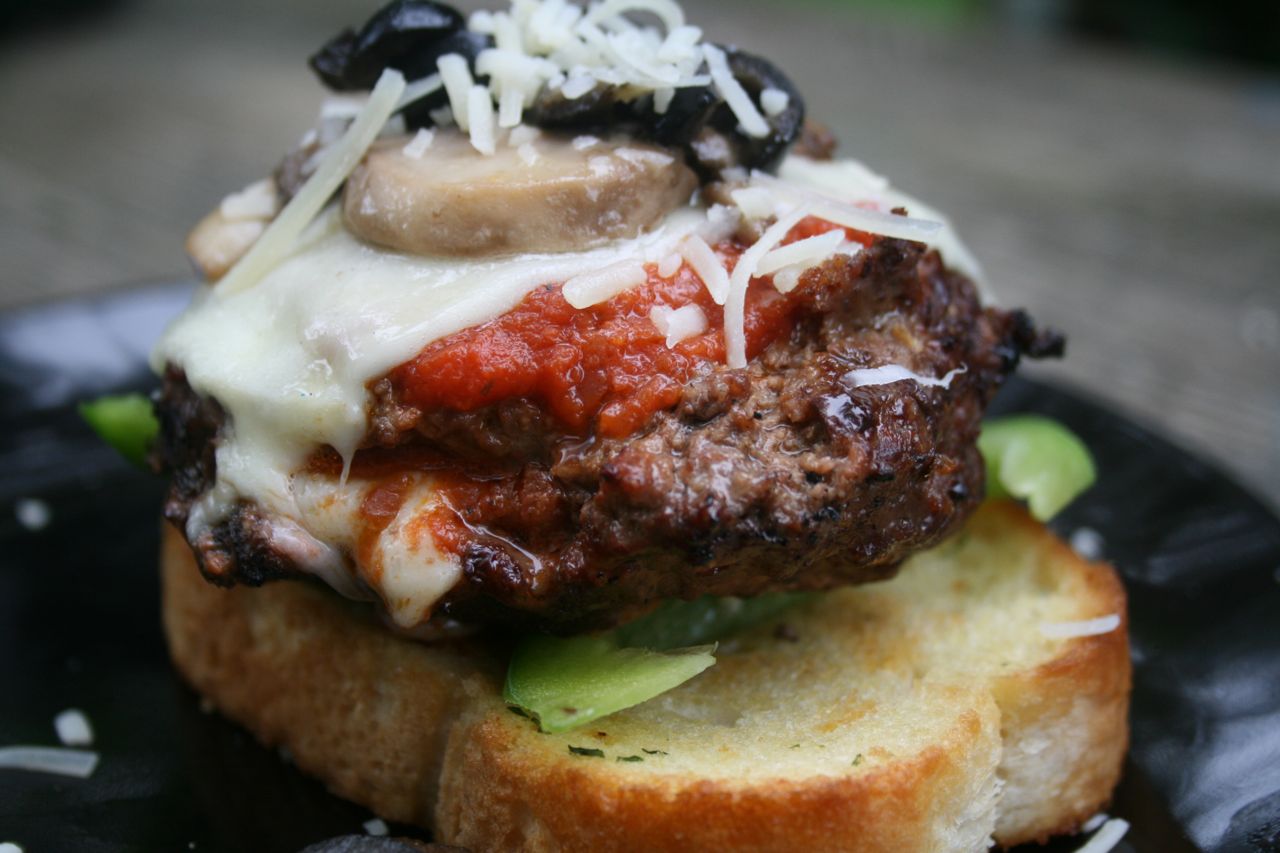 Recipe Shoebox Stuffed Pizza Burgers