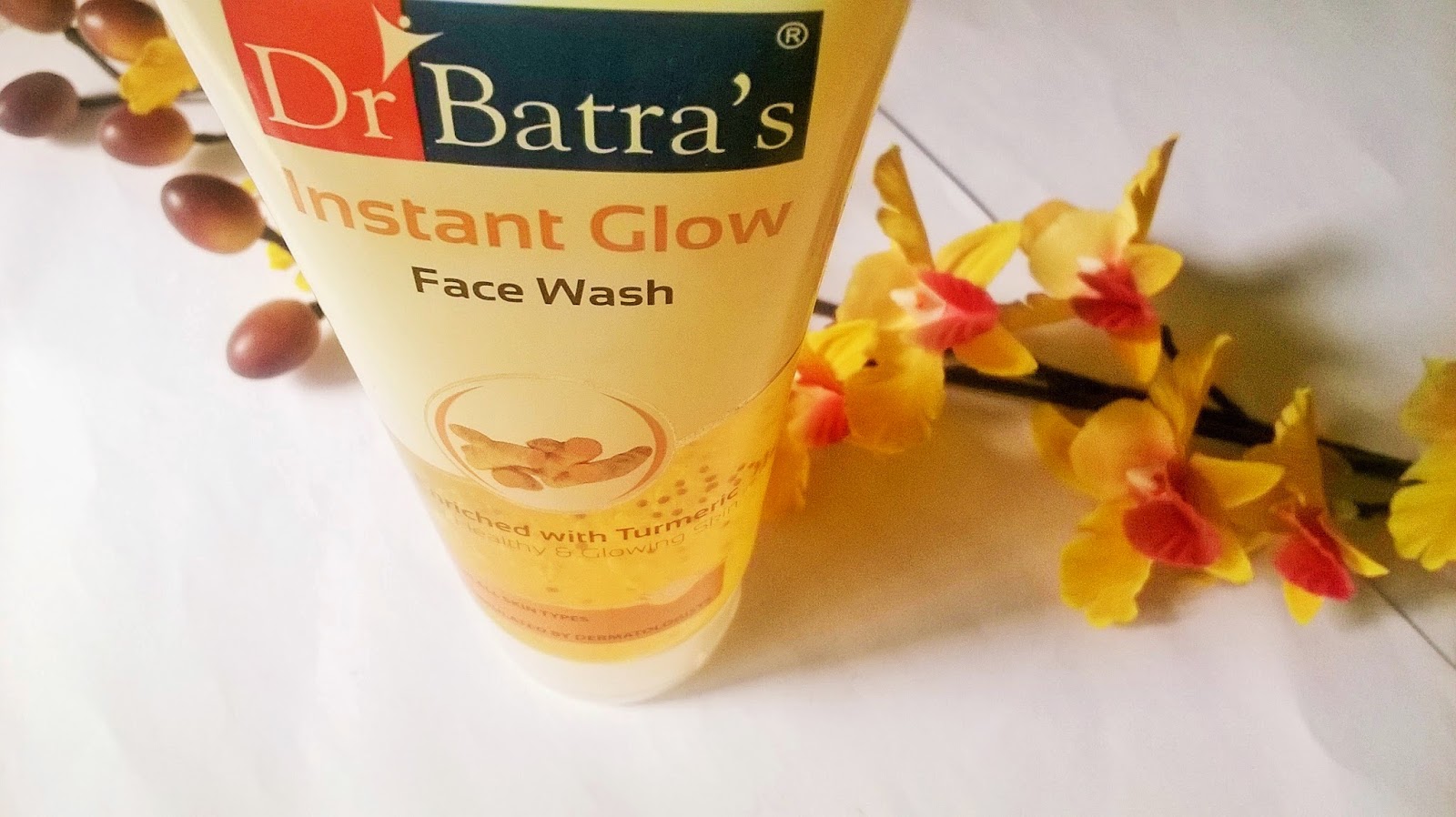 Beauty & Beyond Dr.Batra's Instant Glow Face Wash Review