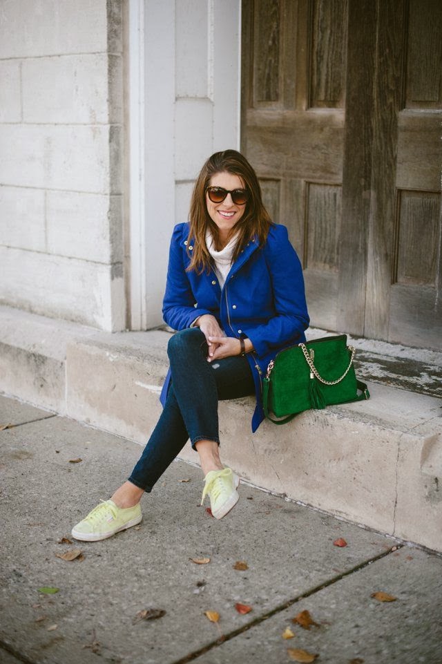 cardigan junkie It's Easy Wearing Green... Purses