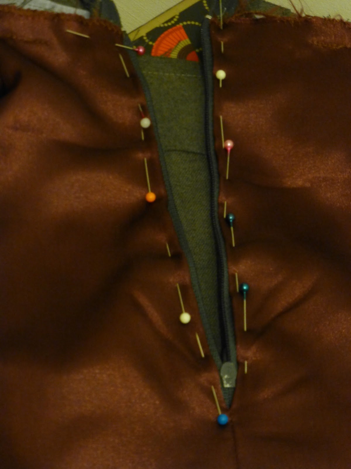 Queen of Darts Tutorial how to add lining to a skirt with waistband