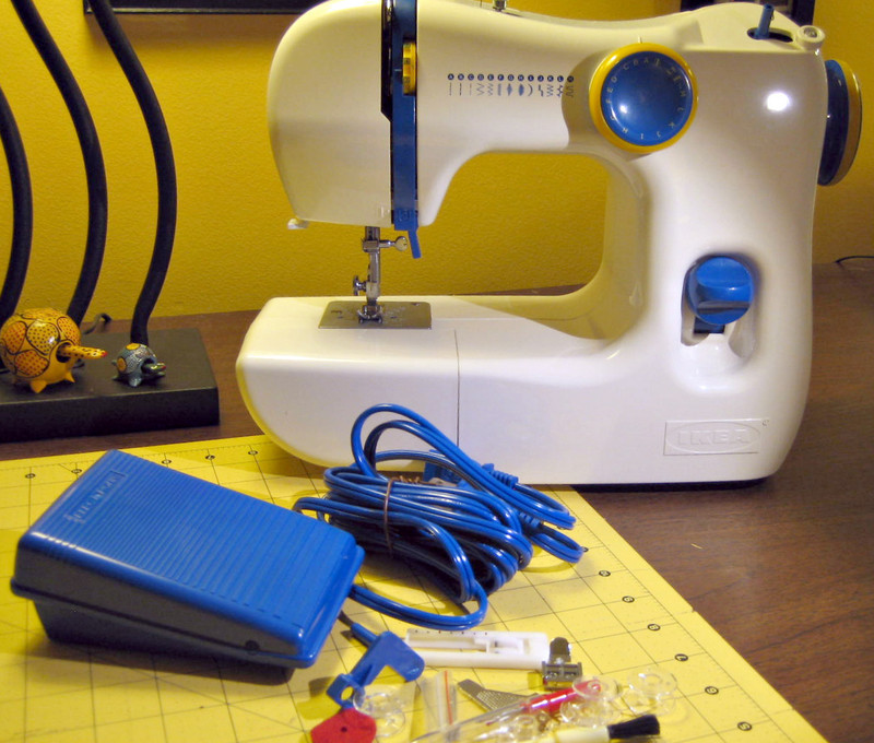 Coco's Loft IKEA SY Sewing Machine!