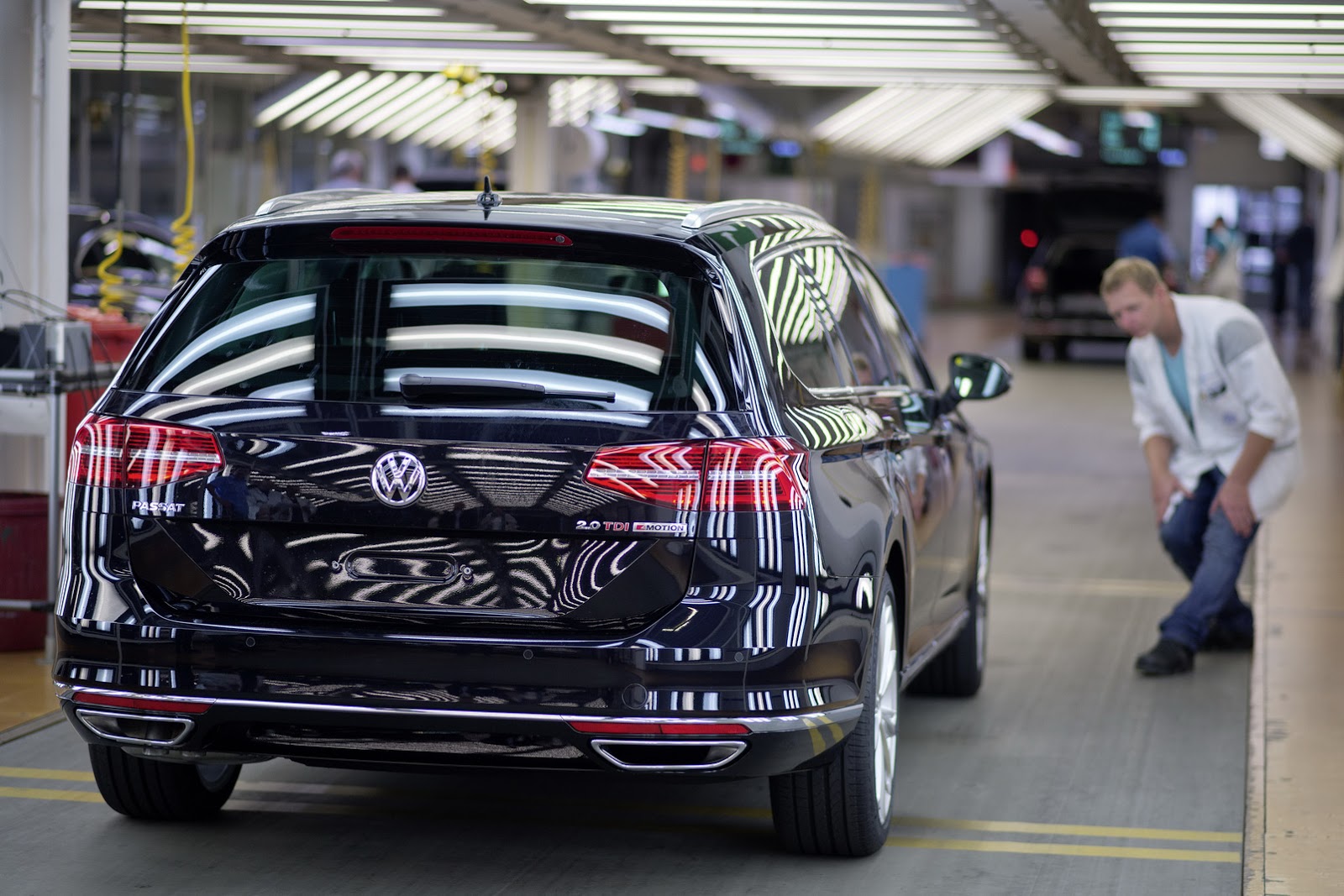 VW-Passat-2.jpg