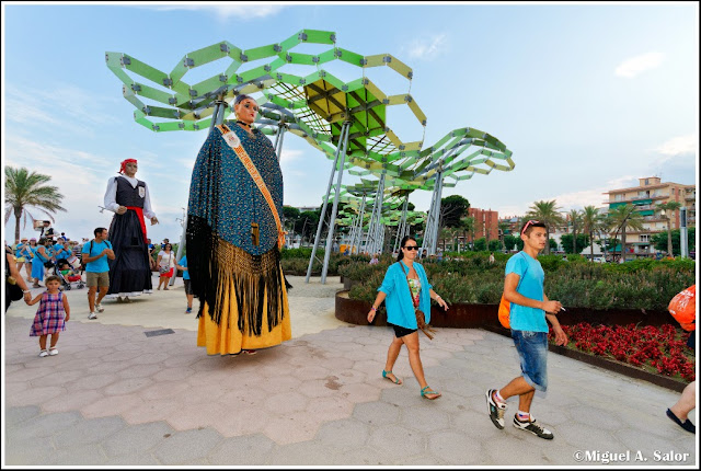 gegants_cabezudos_photography_La_Pineda_tradiciones_cultura_fiestas