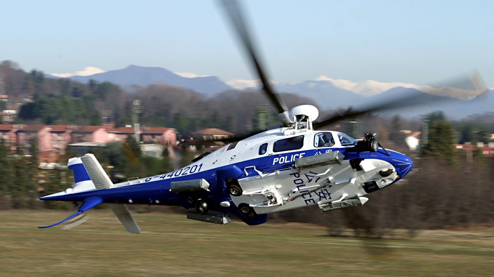 http://2.bp.blogspot.com/-ufsqO3ZuzdU/T56KO-UwC5I/AAAAAAAAIAk/3jO-9ZYkVCw/s1600/agusta_westland_aw109.jpg