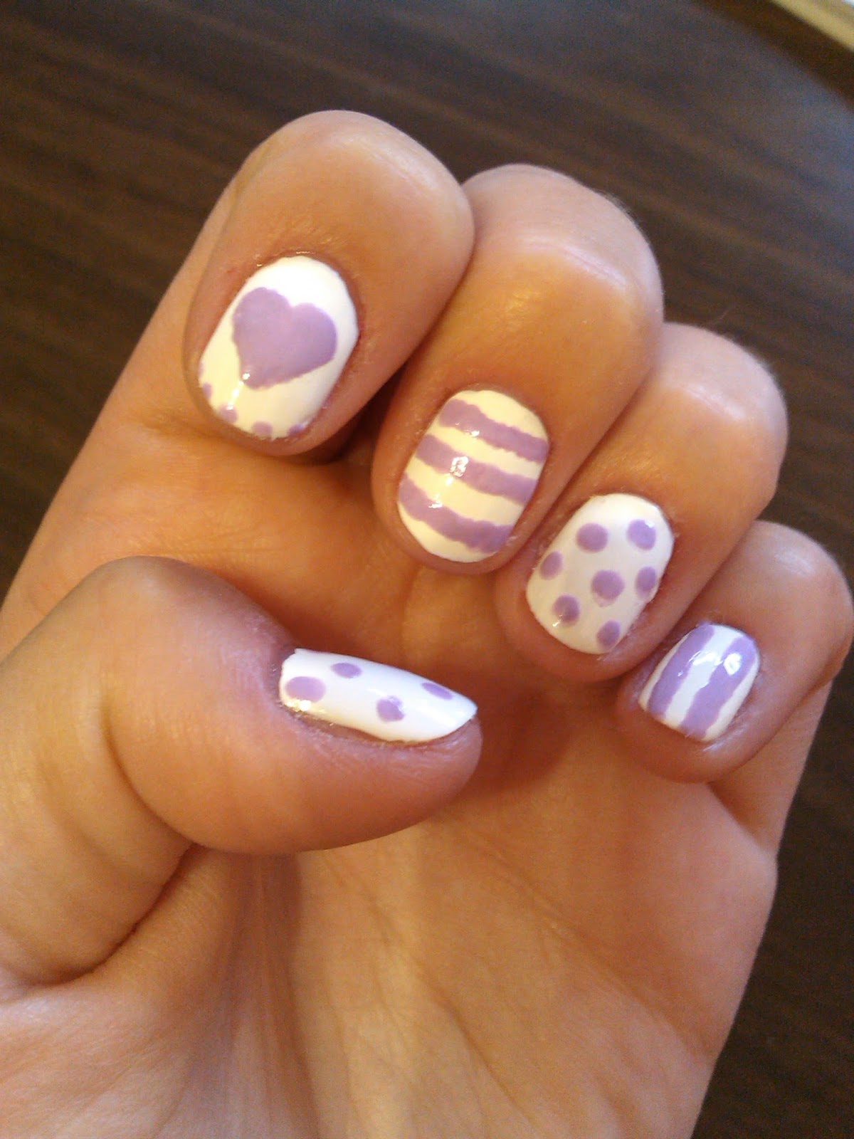 Pomalujmnie Kropki Kreski I Serca Czyli Bialo Fioletowa Zabawa