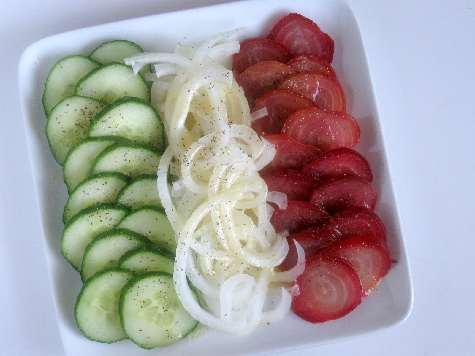 Meatless Monday! Beet, Onion, & Cucumber Salad with HoneyDijon Dressing Searching for Dessert