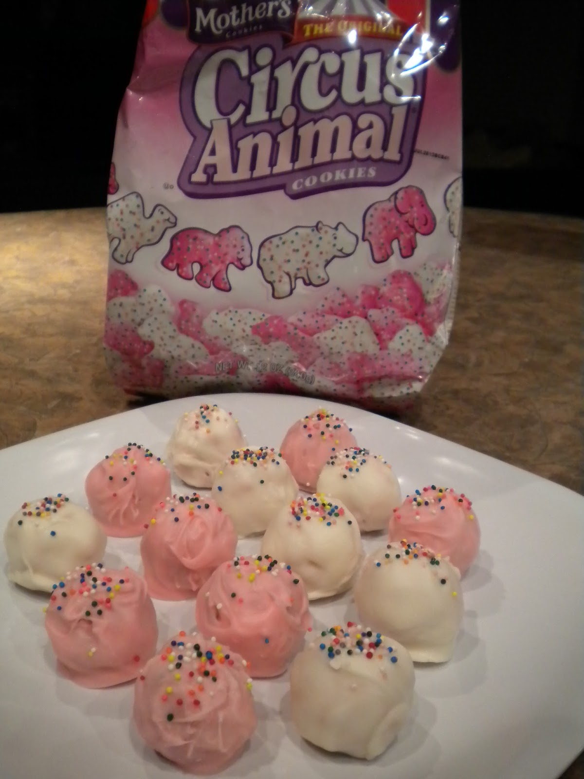 Smiley Girl Creations Circus Animal Cookie Truffles